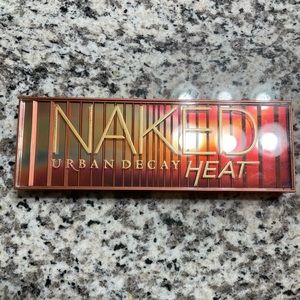 Urban Decay Naked Heat